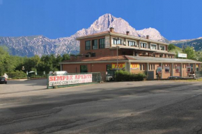Гостиница Residence La Piscina  Чези